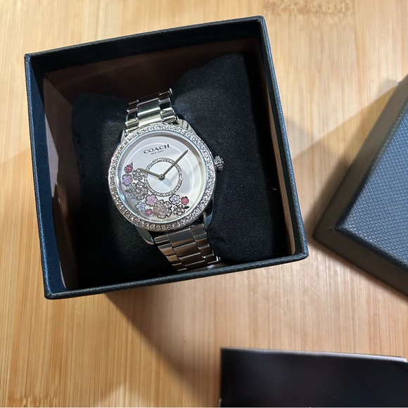 Coach Preston Silver Bracelet Watch With 36mm White Face With Moving Flowers - Picture 11 of 11